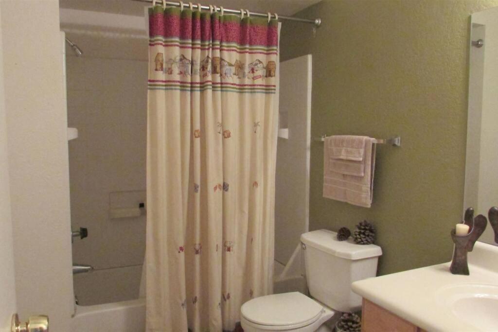 Condo With Heated Pool, Hot Tub, Near Walking Paths Glendale Buitenkant foto