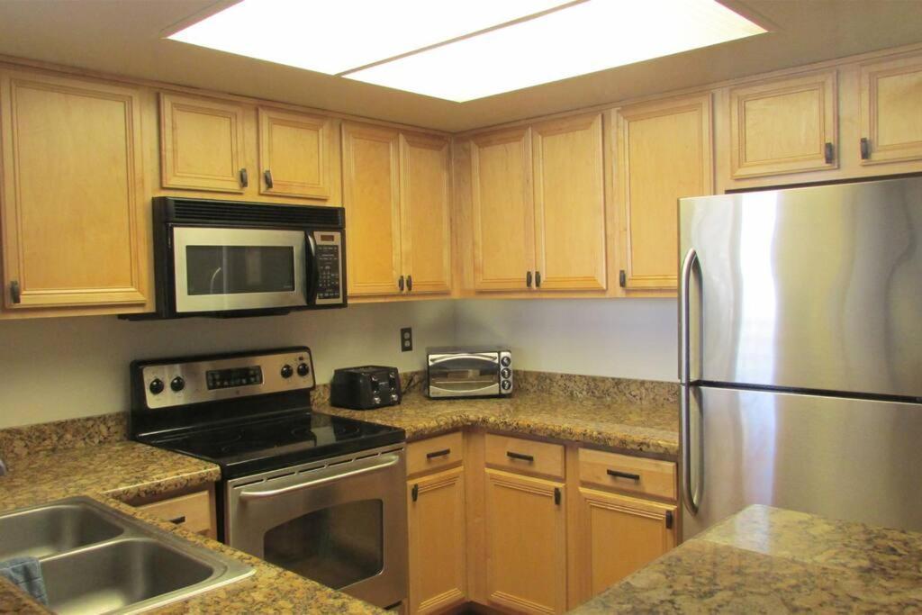 Condo With Heated Pool, Hot Tub, Near Walking Paths Glendale Buitenkant foto